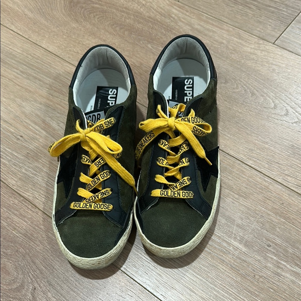 Golden Goose Sneakers with Black Star and Yellow Laces